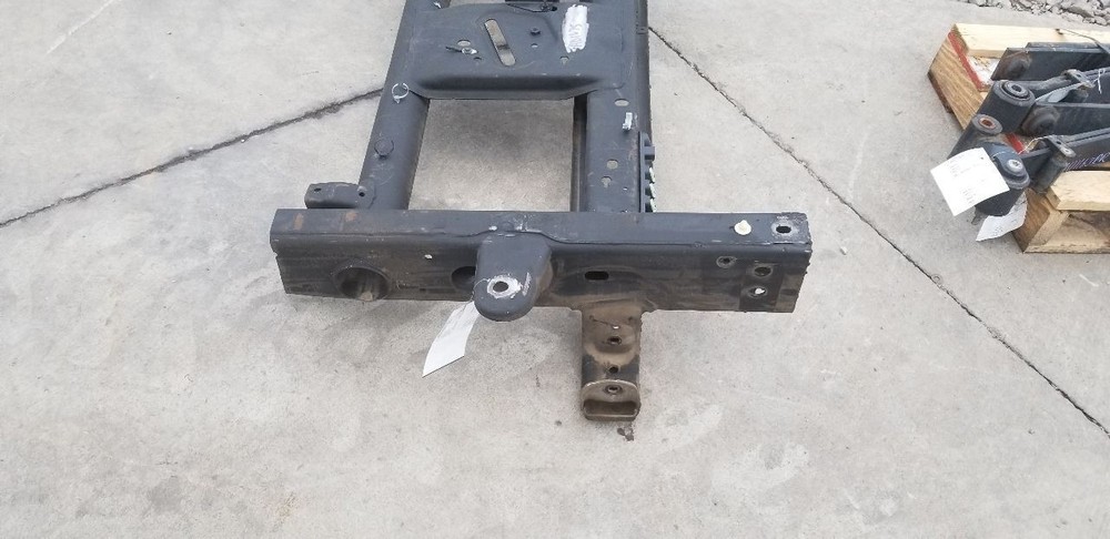 17 CHEVY SILVERADO 2500 REGULAR CAB REAR FRAME SECTION CUT