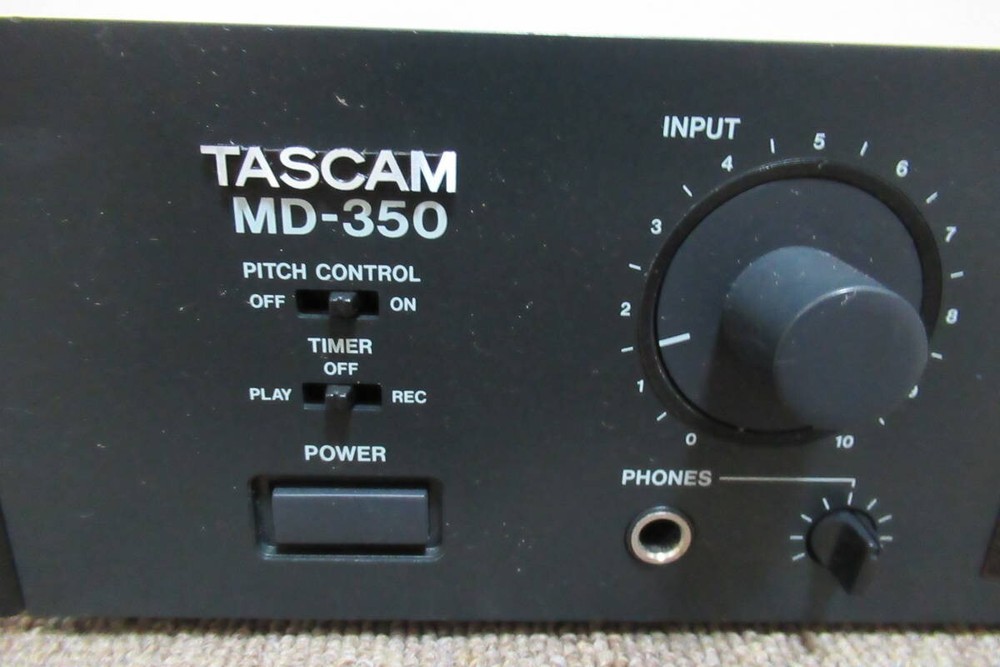 Tascam MD-350 Mini Disc Player Recorder MD Deck