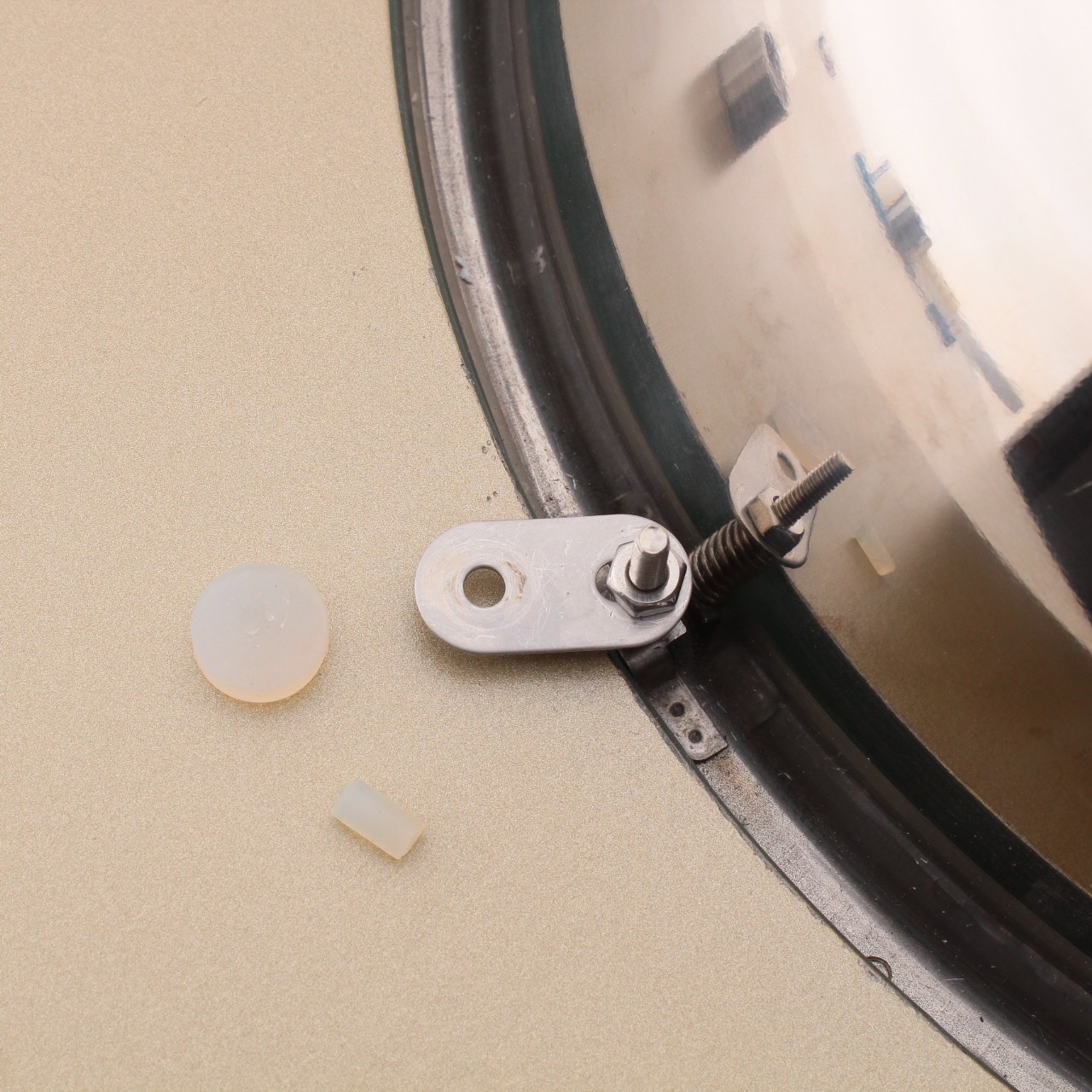 Decolav White Triangle Stainless Pedestal 3101T-P-WH