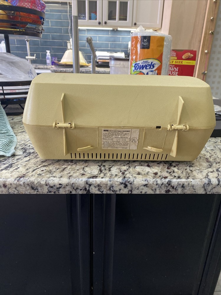 Montgomery Ward Airline Solid State Stereo 4 Speed Record Player Working