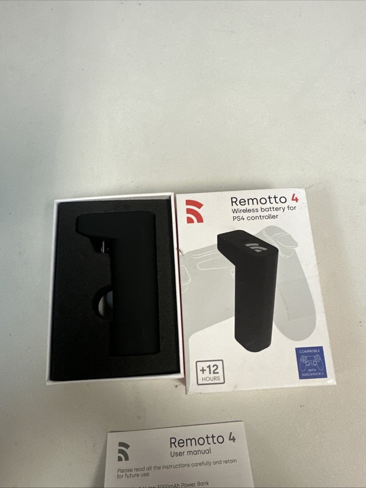 Remotto4 - Wireless Charger for PS4 Controller, Portable Battery