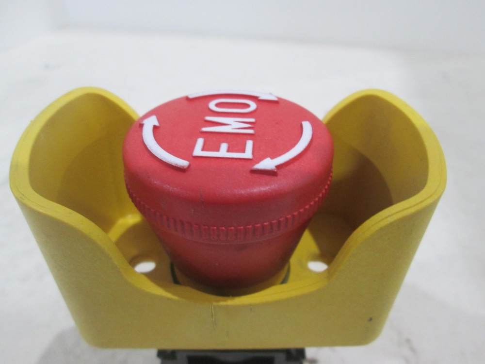 Eaton, Cutler Hammer, E22CB1E, Red Push Button Release Switch, Used