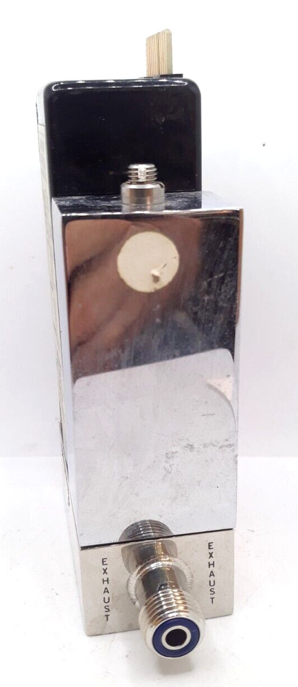 Unit UFC-1100 Mass Flow Controller Range 5 SLM Gas SiH4