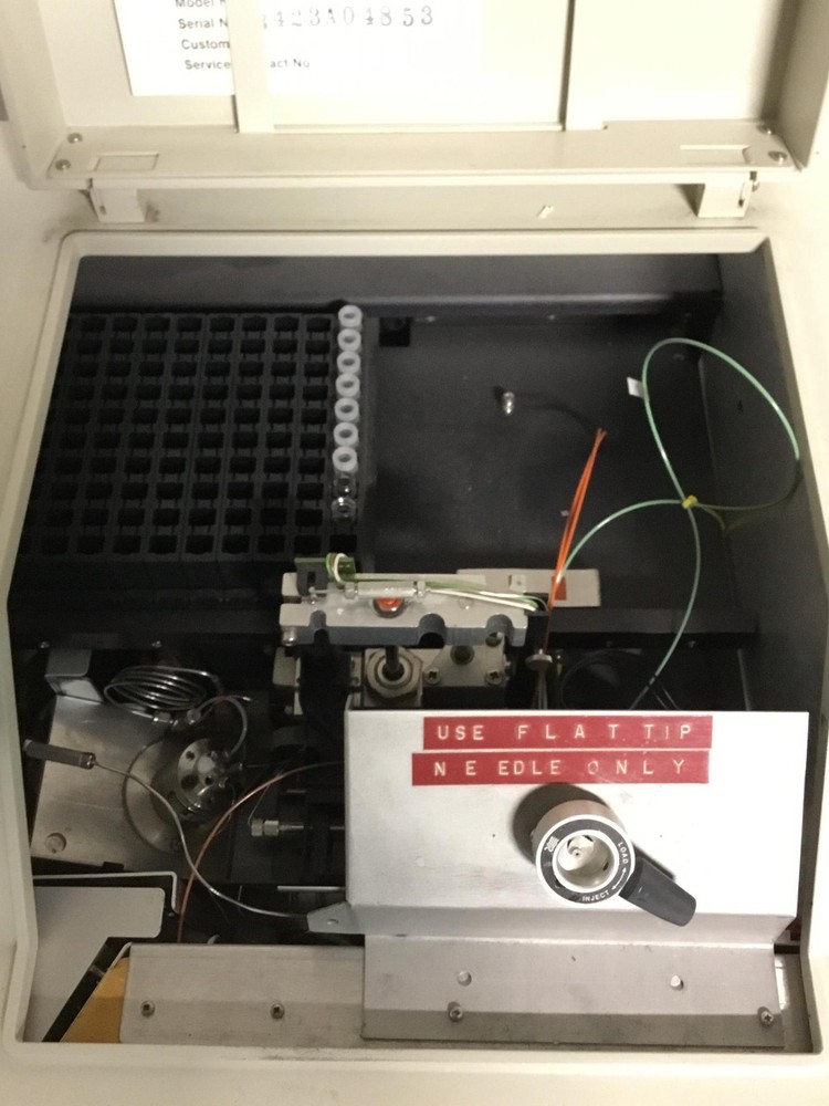 Hp 1090 Series II Liquid Chromatograph WORKING