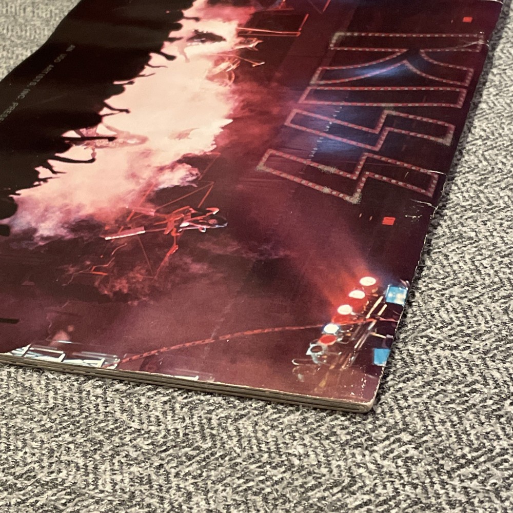 KISS Gene Simmons Paul Stanley Japan Tour 1977 Concert Program Book