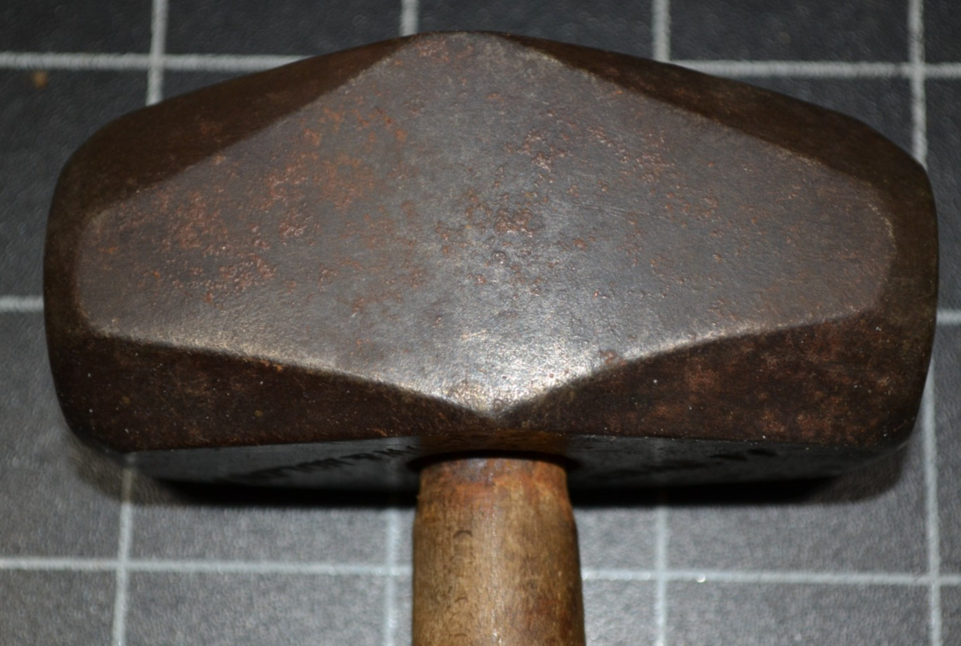 TROW & HOLDEN - BARRE, VT - HAND DRILLING HAMMER - 1 3/4# - VERY GOOD