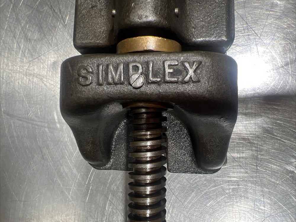 Vintage Simplex Machinists Vise