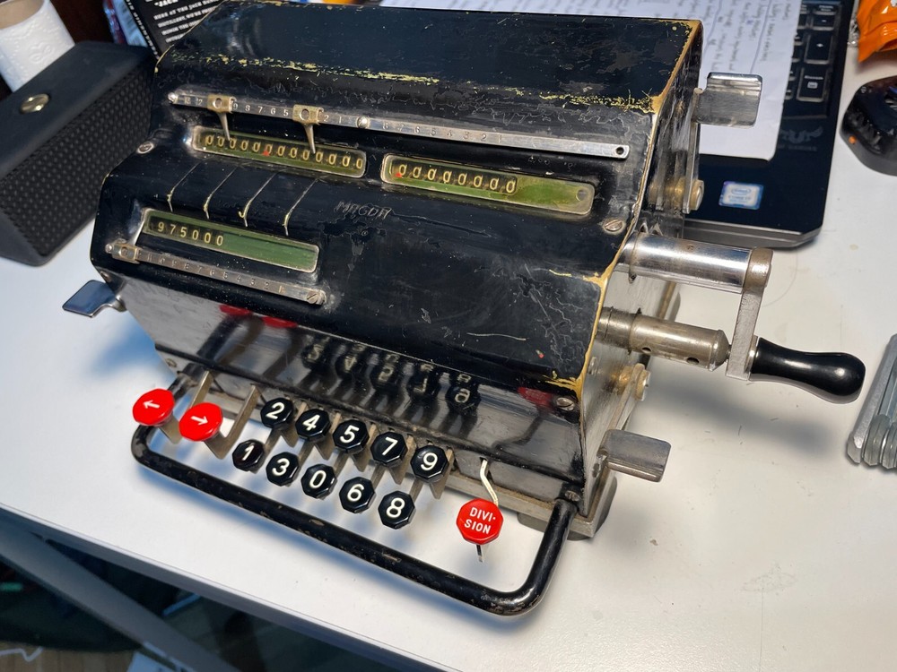 antique mechanical calculator