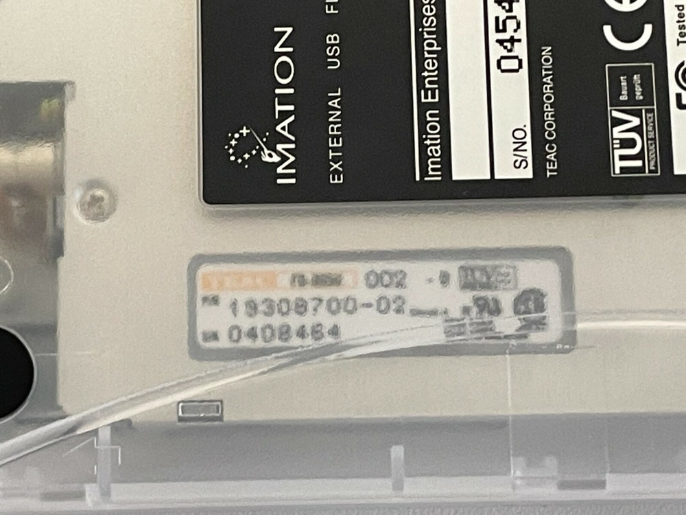 LL5: Imation External USB Floppy Diskette Drive