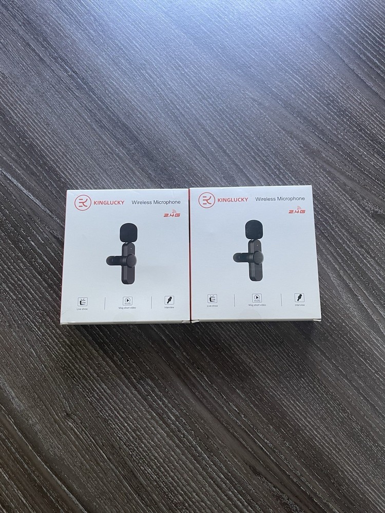 Black Wireless Microphone Set