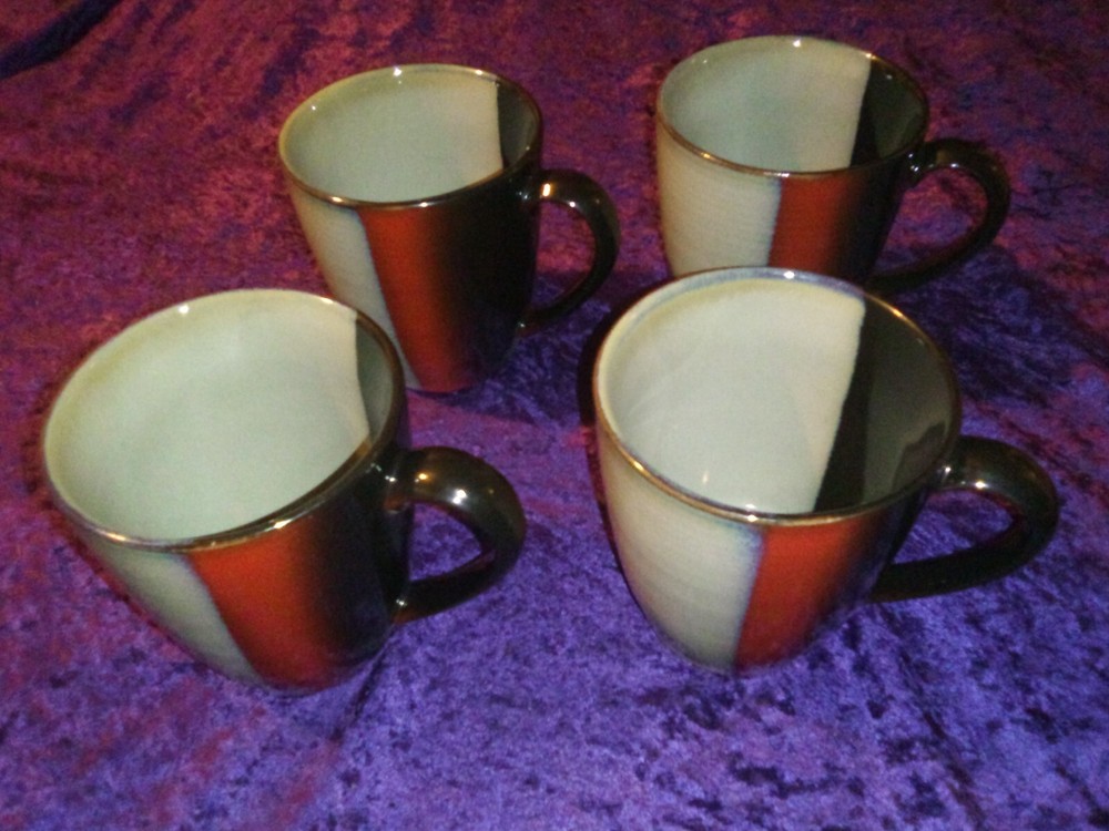 4 SANGO VISTA RED COFFEE CUPS