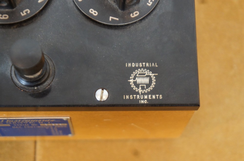 Industrial Instruments ABS OHMS Variable Resistor Box Model 1D