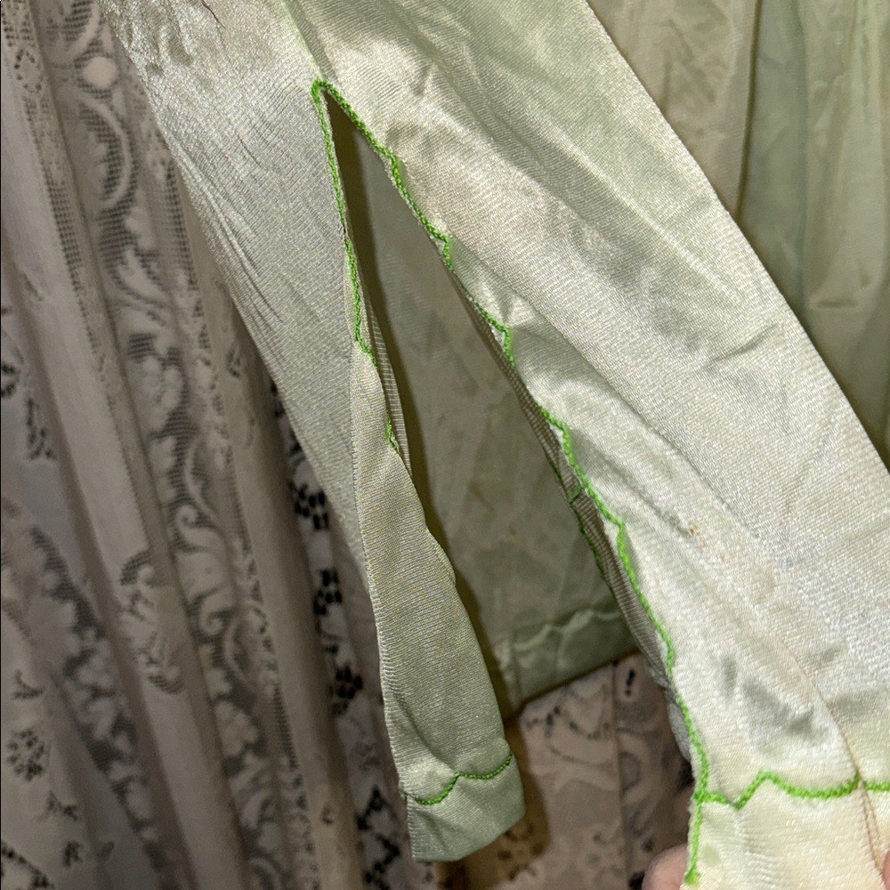 Vintage green embroidered half slip