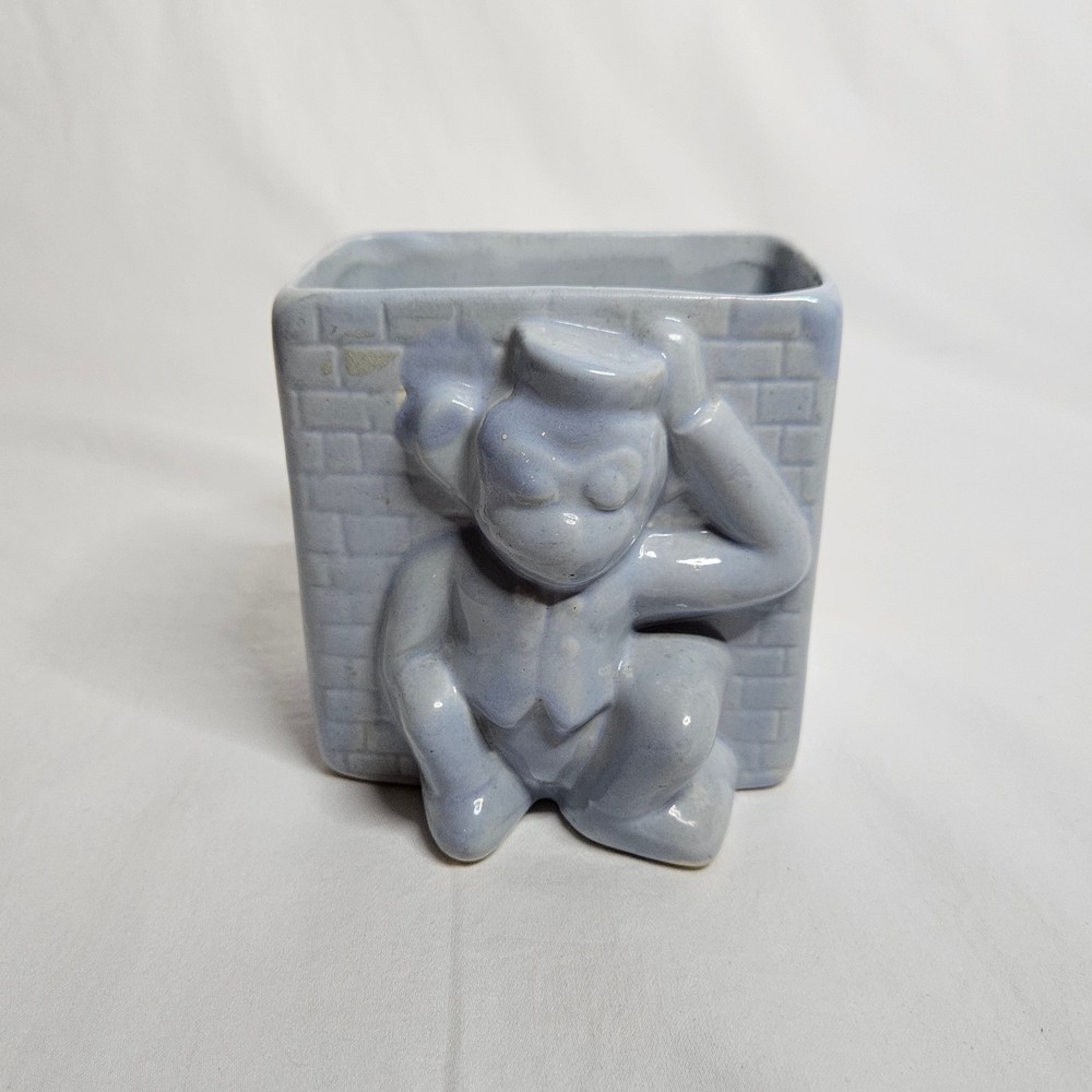 Vintage Niloak Circus Monkey planter, light blue, 4" tall