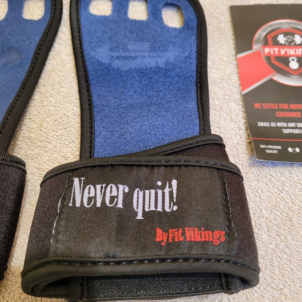 Weight lifting gloves - Never Quit by Fit Vikings Mint Condition
