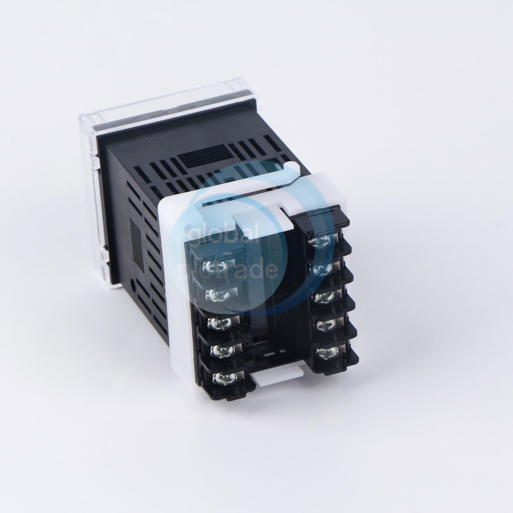 1PCS NEW OMRON temperature controller E5CSV-Q1T-500