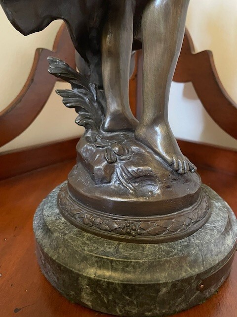 Auguste Moreau Figural Bronze - En Vedette - Signed