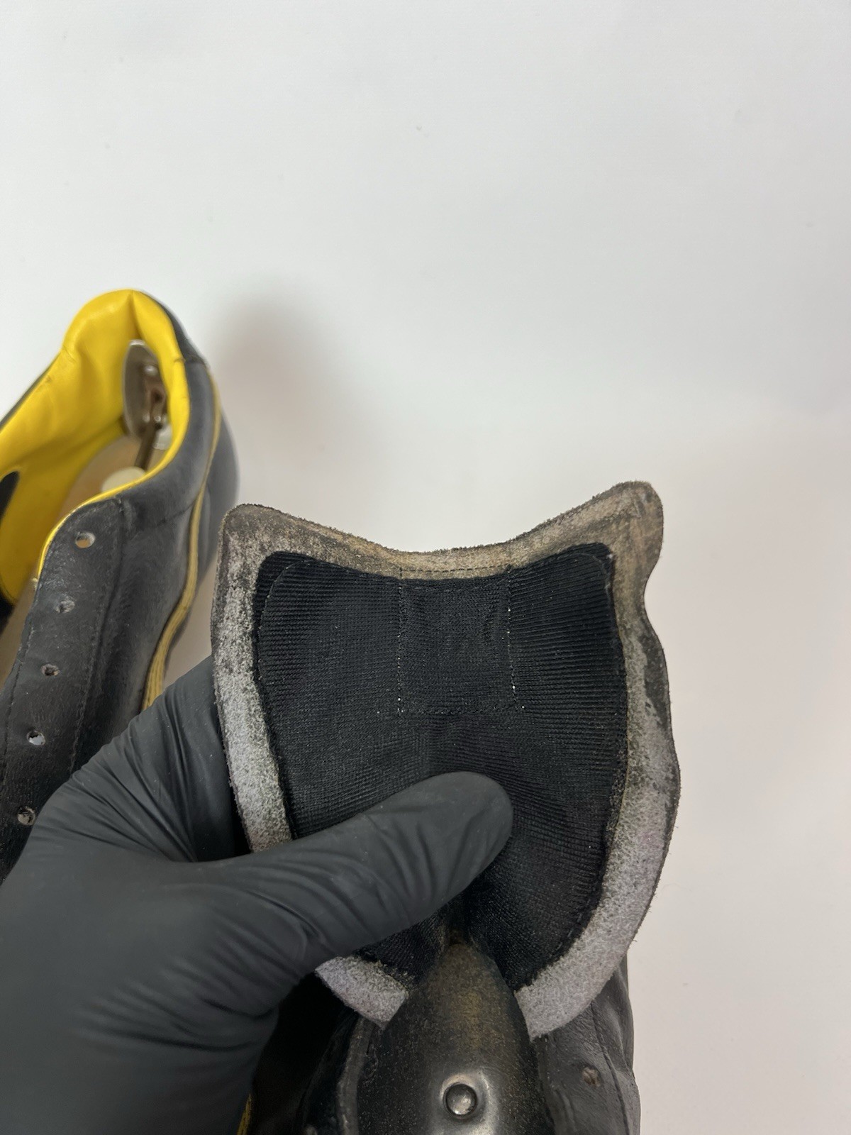 Vintage PUMA BORUSSIA Soccer Futbol Cleats Black Yellow