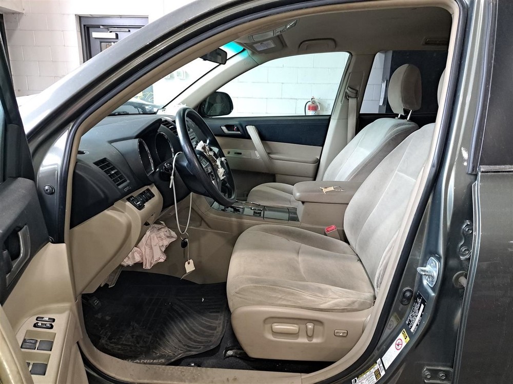 Rear 2012 Highlander Display Screen Sku#4257147