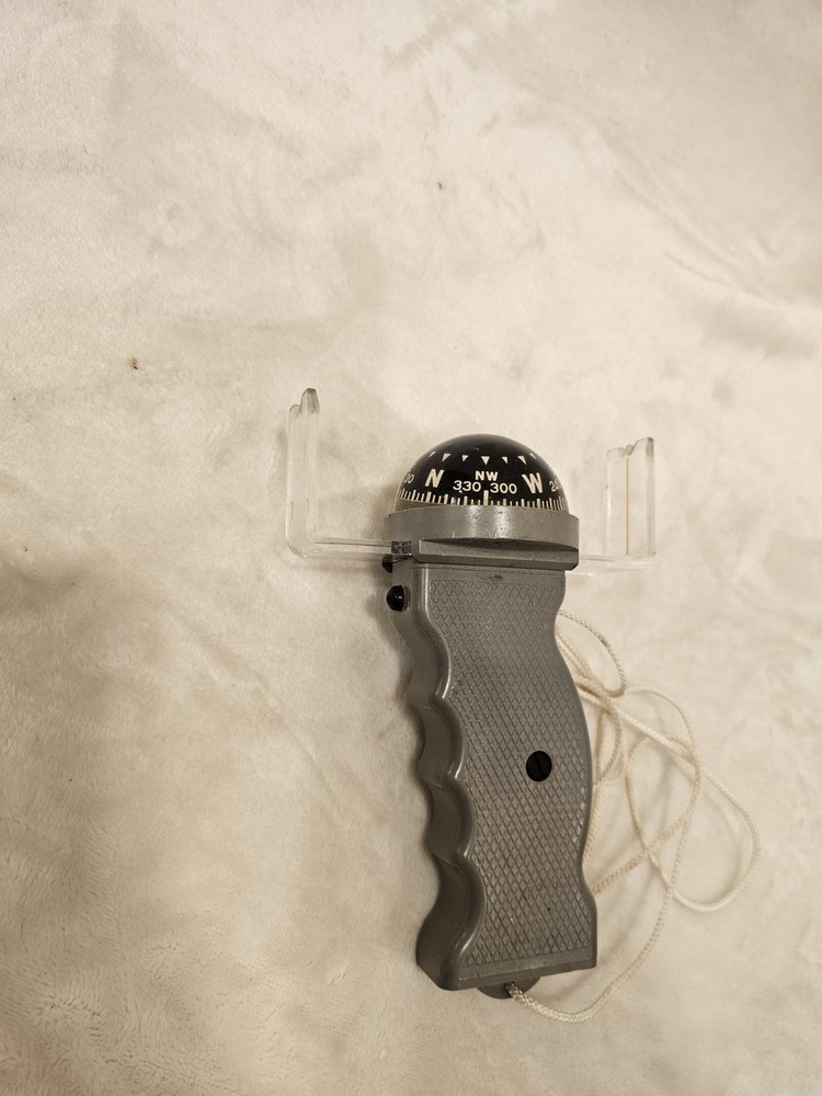 Davis Instruments Hand Bearing Compass With String On The End Illuminated