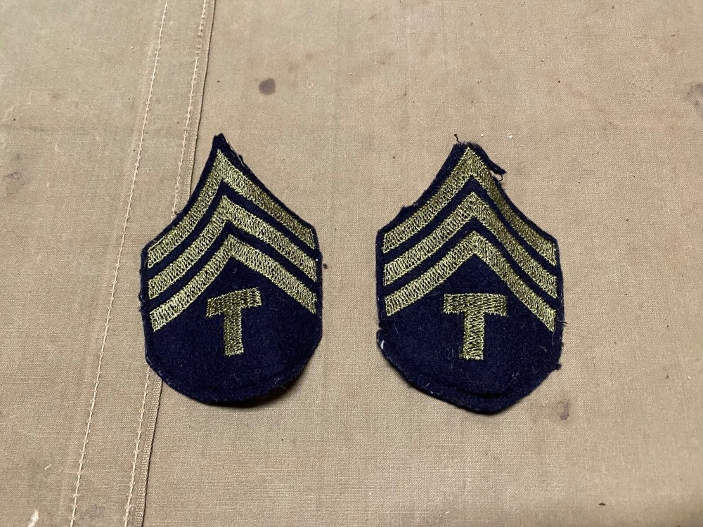 ORIGINAL WWII US ARMY NCO TECH SERGEANT JACKET INSIGNIA WOOL CHEVRONS