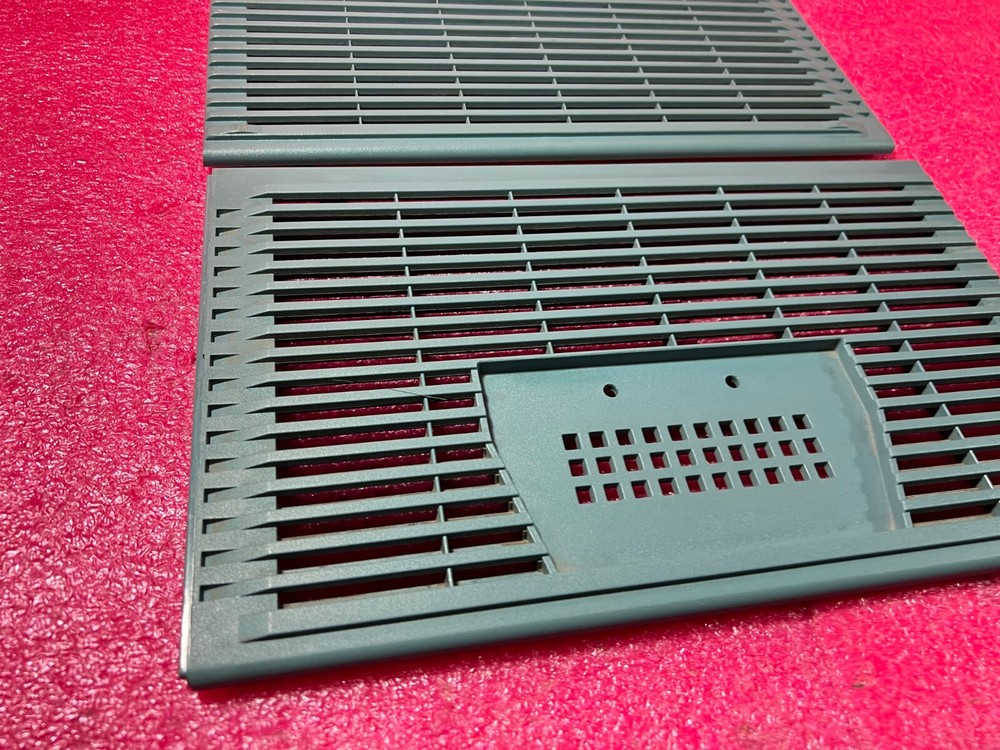 Tektronix TLA 614 Logic Analyzer Accessories - Side Cover