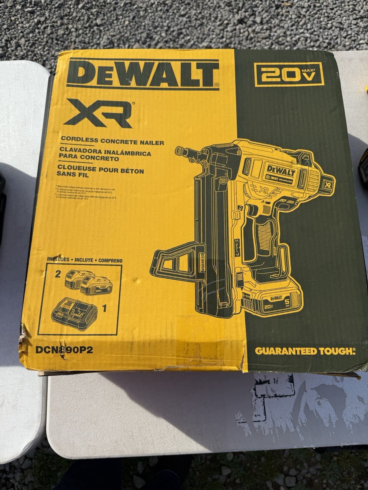 Genuine Dewalt 20V Max Cordless Concrete Nailer Kit Dcn890p2 New!