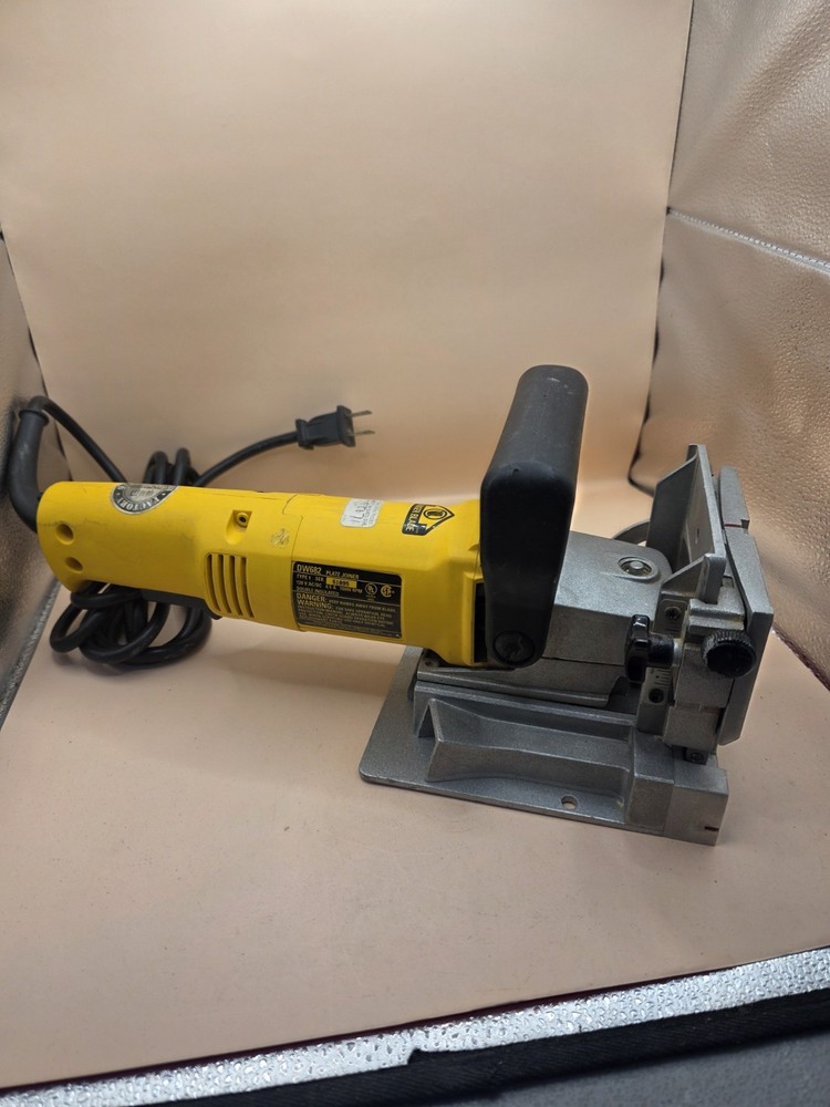 Preowned Dewalt DW682 Plate Joiner