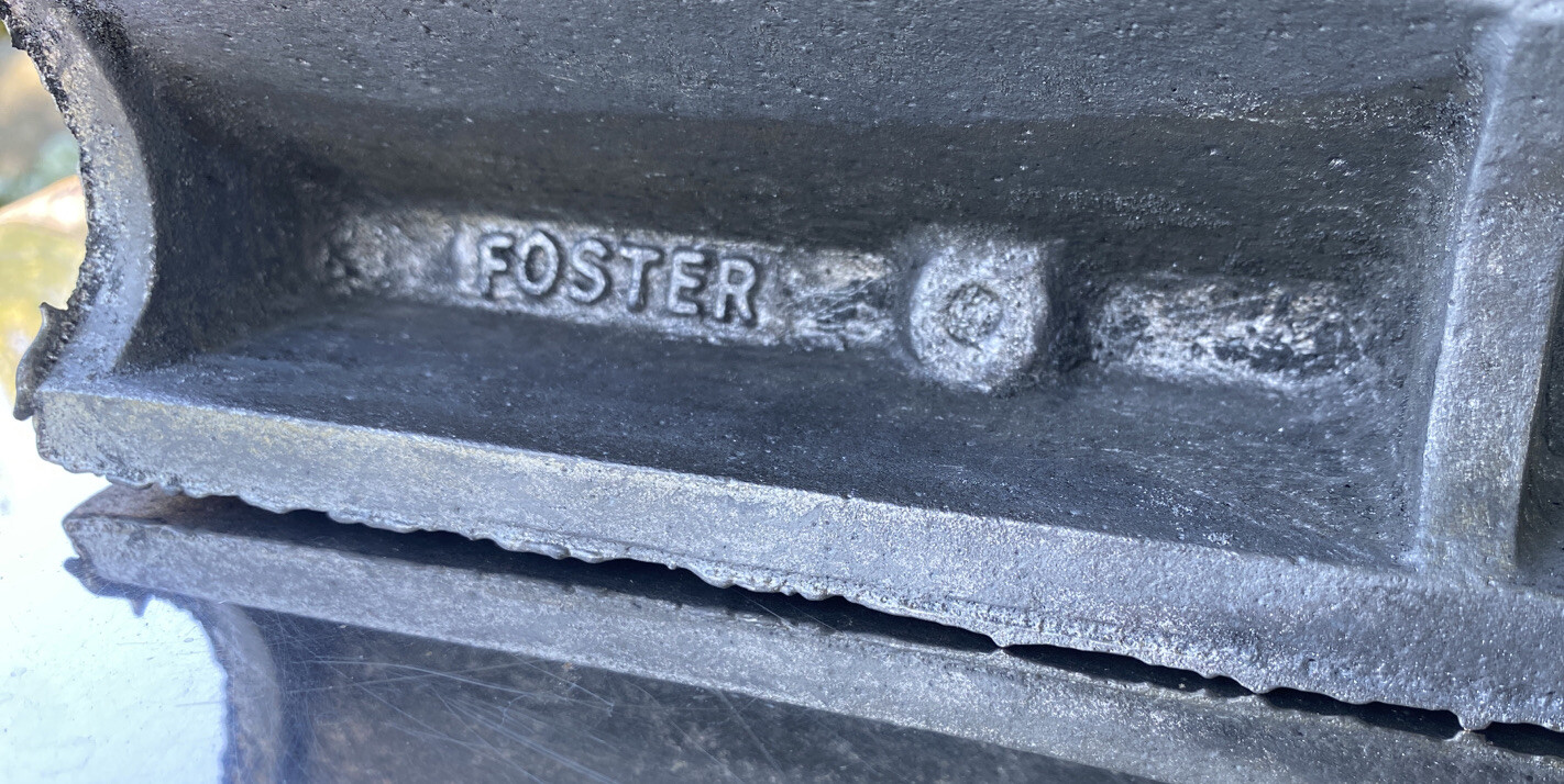 18" Iron Straight Edge/Prism/Parallel/Level. Featherweight Raw Casting