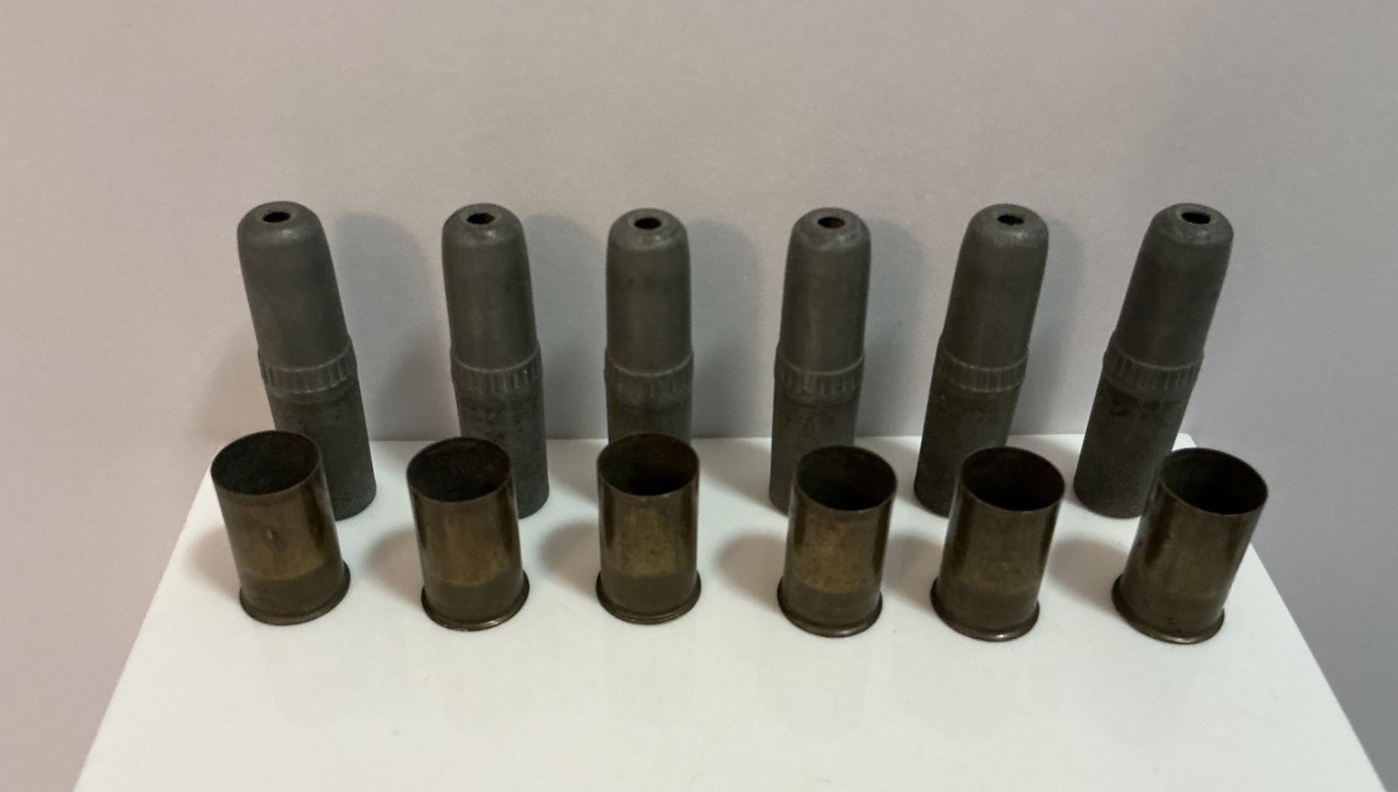 VINTAGE HUBLEY COLT 45 CAP GUN W/ 6 ORIGINAL BULLETS & 4 BOXES OF STALLION CAPS