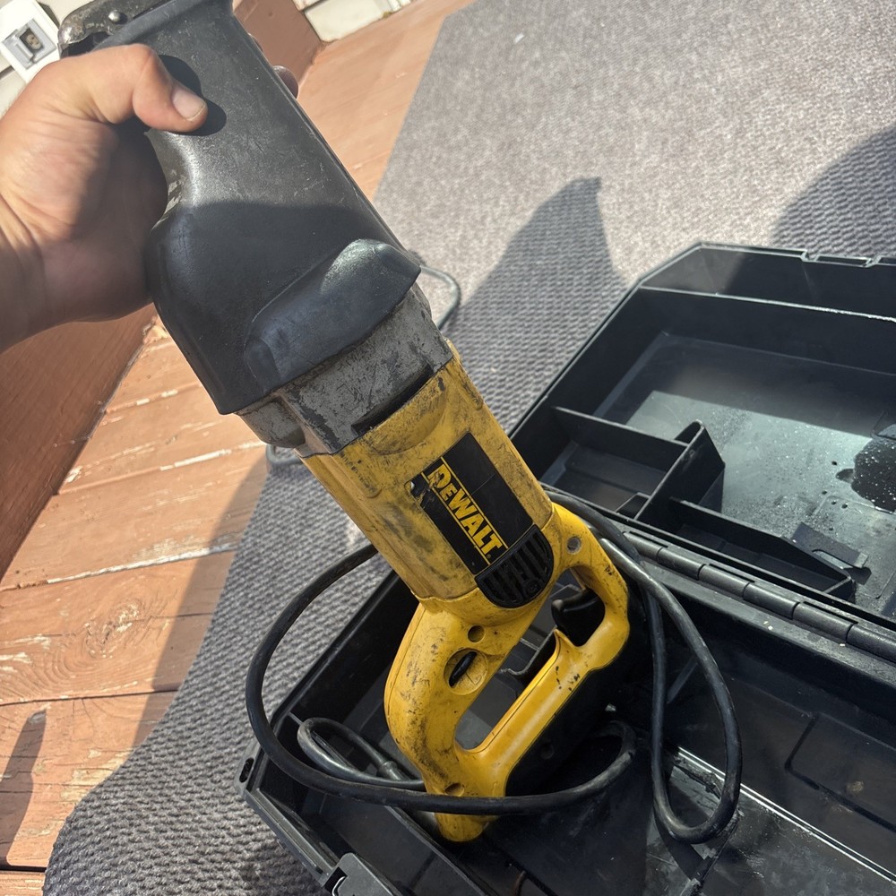 DEWALT DW309 in Case