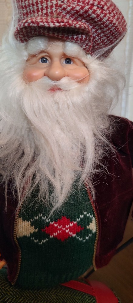 Nostalgia Golfing Santa
