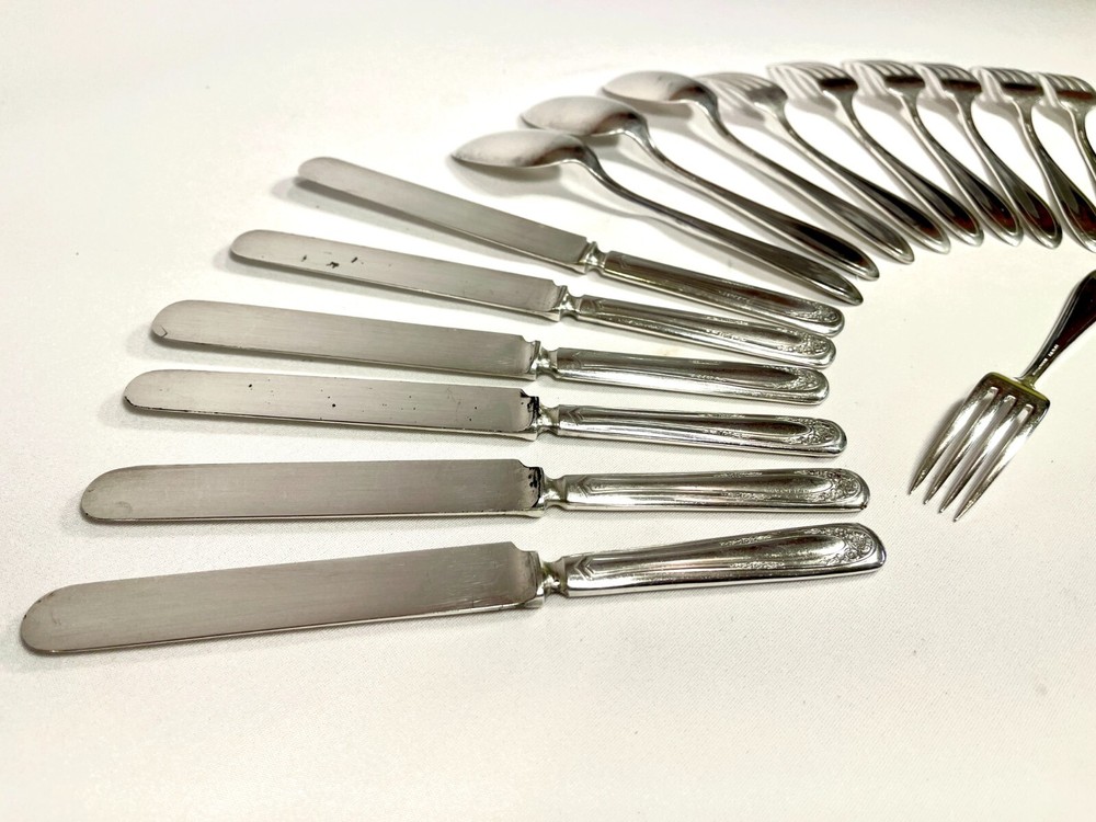 Vintage, Oneida Community 1916, Silver Plate Flatware Set, Modjeska Pattern