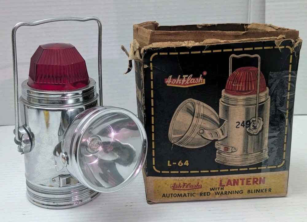 Ashflash Lantern with flashing red light and original box 6 volt