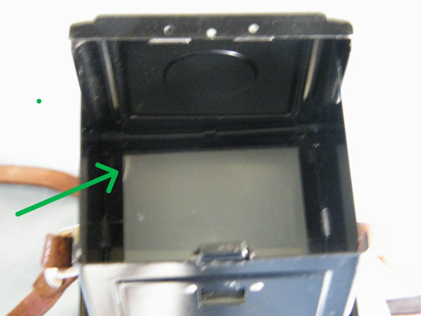 Vintage Kodak Reflex II Camera in Leather Field Case ~ Untested, sold as is