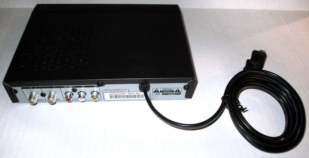 Insignia Set Top Box, Model NS-DXA1, with Cables and Two Remote Controls