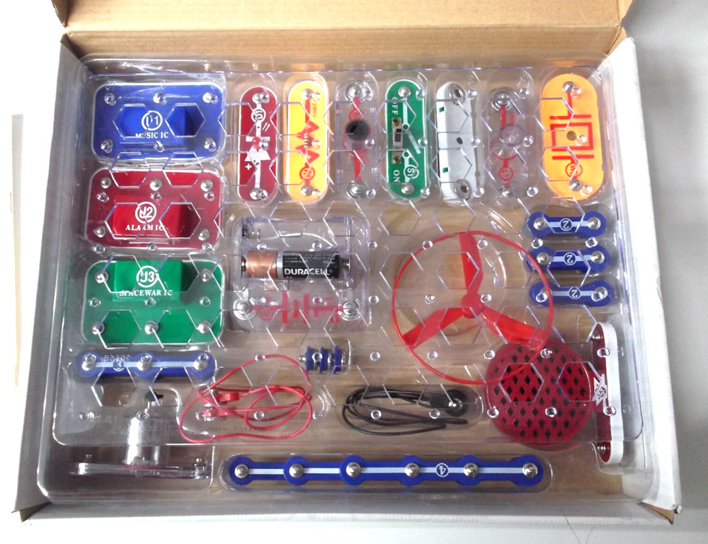 ELENCO Snap Circuits Jr.� 100 Experiments Electronics Discovery Kit Set Complete