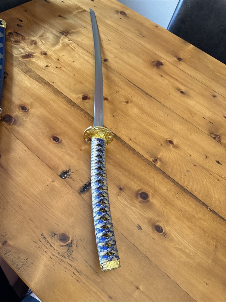 SAMURAI SWORD BLUE W/ CURVED HANDLE 43"