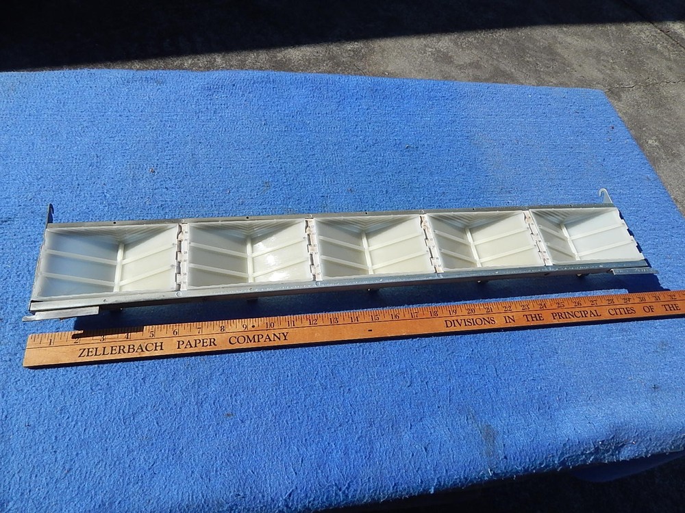 Seeburg AY160 DS160 Lower Program Holder Assembly # 485834