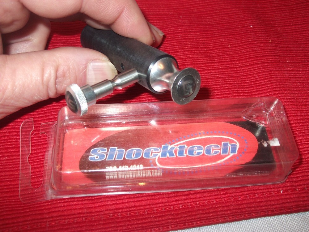 NEW Shocktech Impulse Super Fly Bolt - White/Black