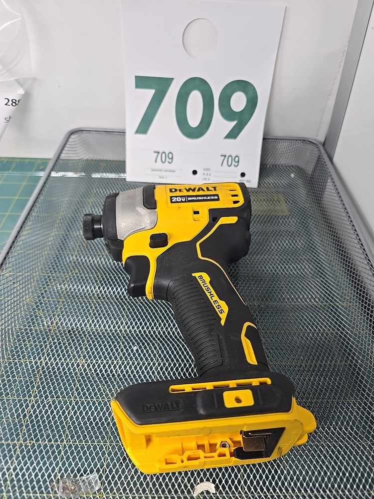 DEWALT ATOMIC Compact Series DCF809 20V MAX brushless Impact Driver Tool Only