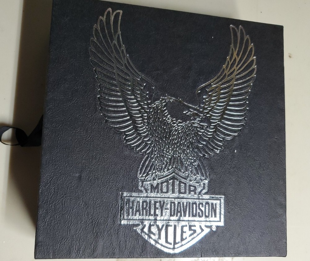 Harley-Davidson miscellaneous Accessory Bundle See Description.