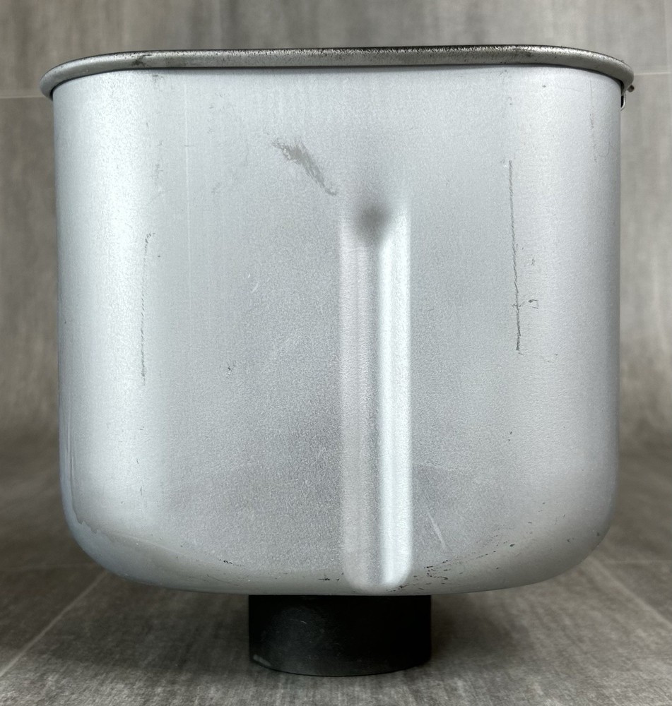 Sunbeam Model 5891 Bread Maker Machine Replacement Parts Pan & Paddle Only