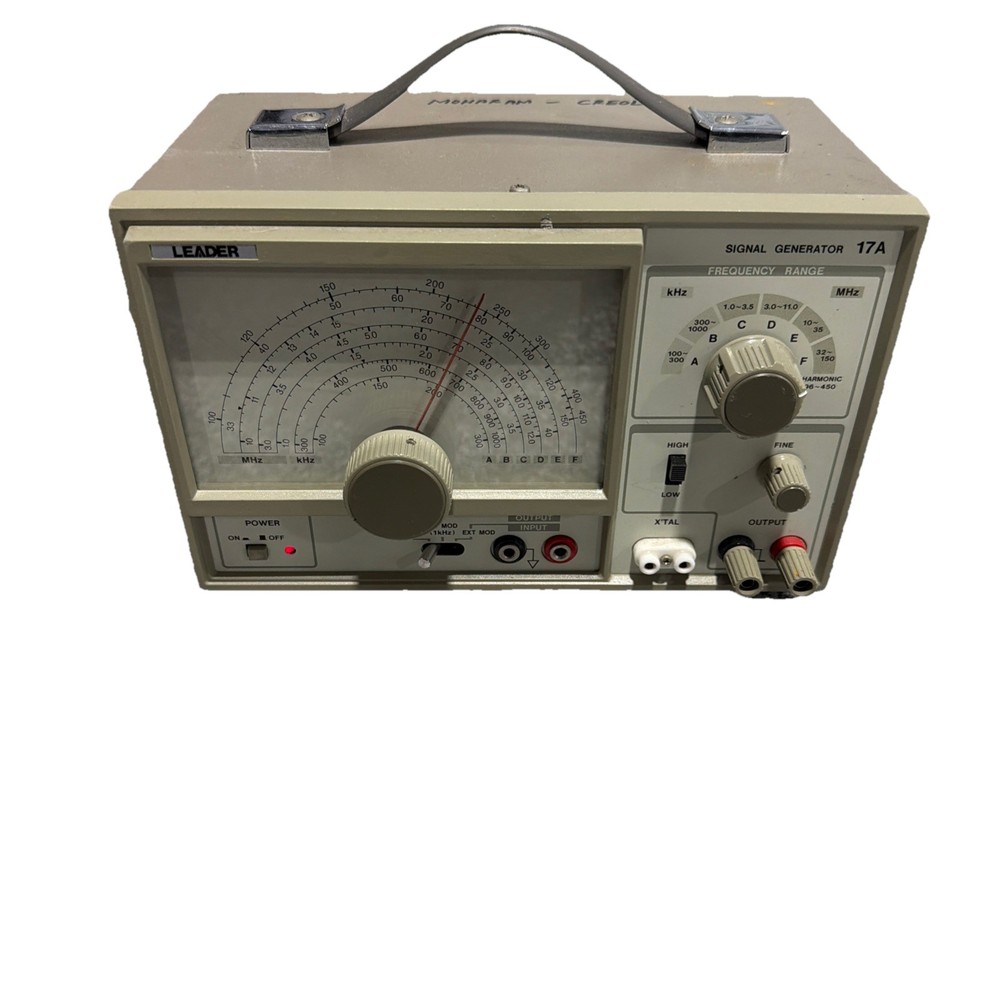 Leader 17A Signal Generator With Cable