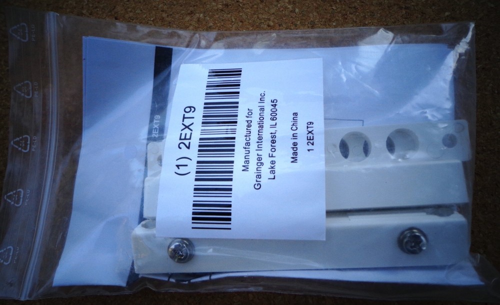 2EXT9 Magnetic Contact, Surface Mount, NEW!!!