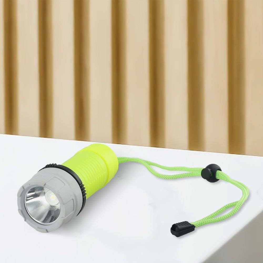 High Quality Strong Light Flashlight Diving Flashlight Torch Led Flash Light