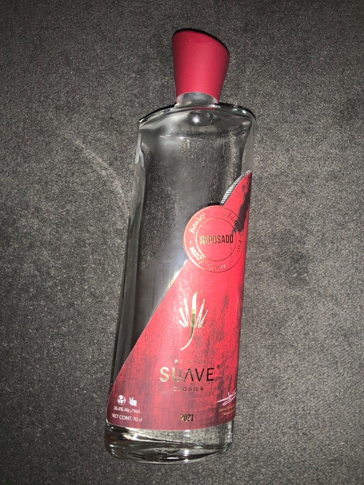 Suave reposado tequila empty bottle 70 cl