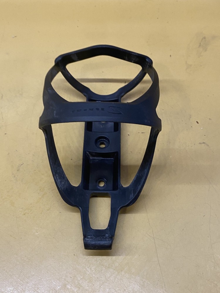 Black Serfos Plastic Water Bottle Cage