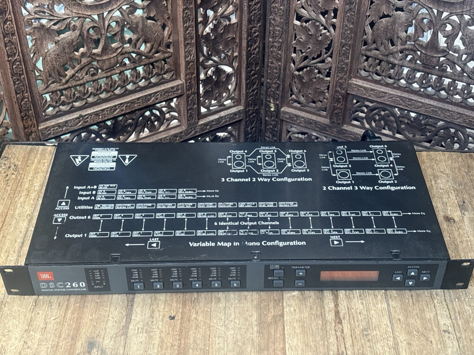 JBL DSC260 Digital System Controller, 2-Channel / 3-Way