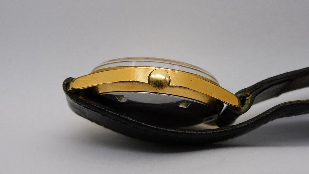 Automatic watch works with date LONGINES automatic watch works date A294